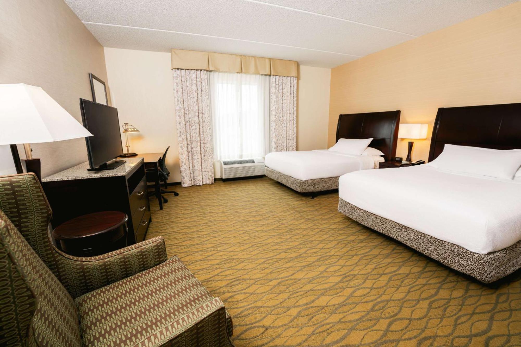 Hilton Garden Inn Indiana At Iup Exterior photo